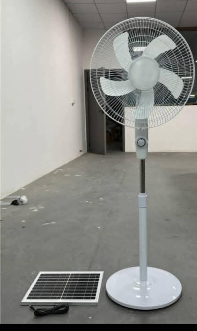 Ventilador Recargable de Pedestal DARWAN - Imagen 2