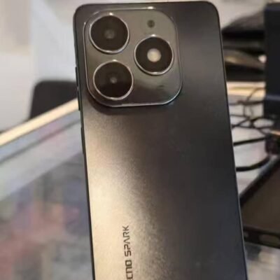 Tecno Spark 20 (Nuevo) - 8 GB RAM / 256 GB, 32MP y 90Hz