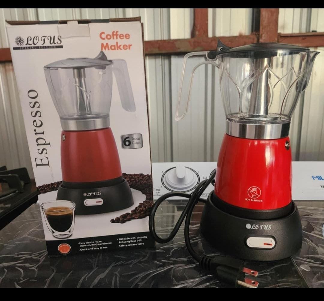 Cafetera Eléctrica LOTUS de 6 Tazas - Imagen 2
